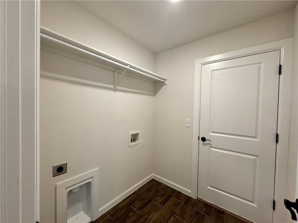 Hunt Farms, Phase 1 - Residential Lease