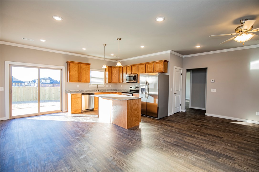 Belmont Pea Ridge - Residential Lease