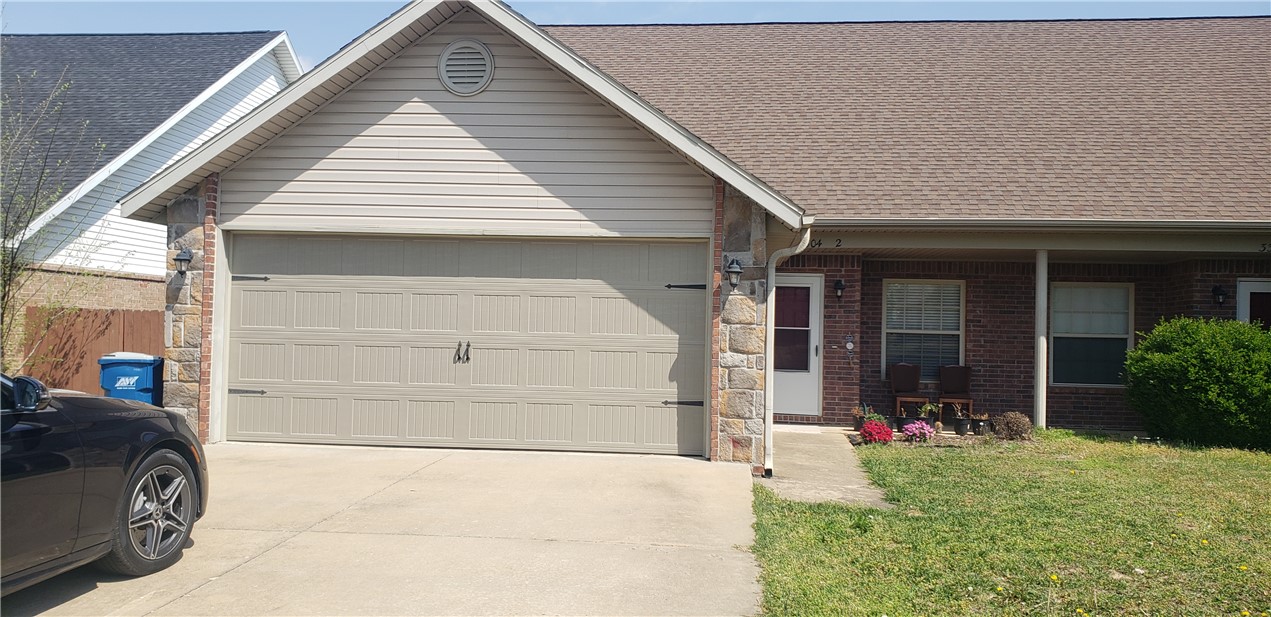 Riverwalk Farm Estate Ph I Bentonville - Residential Lease