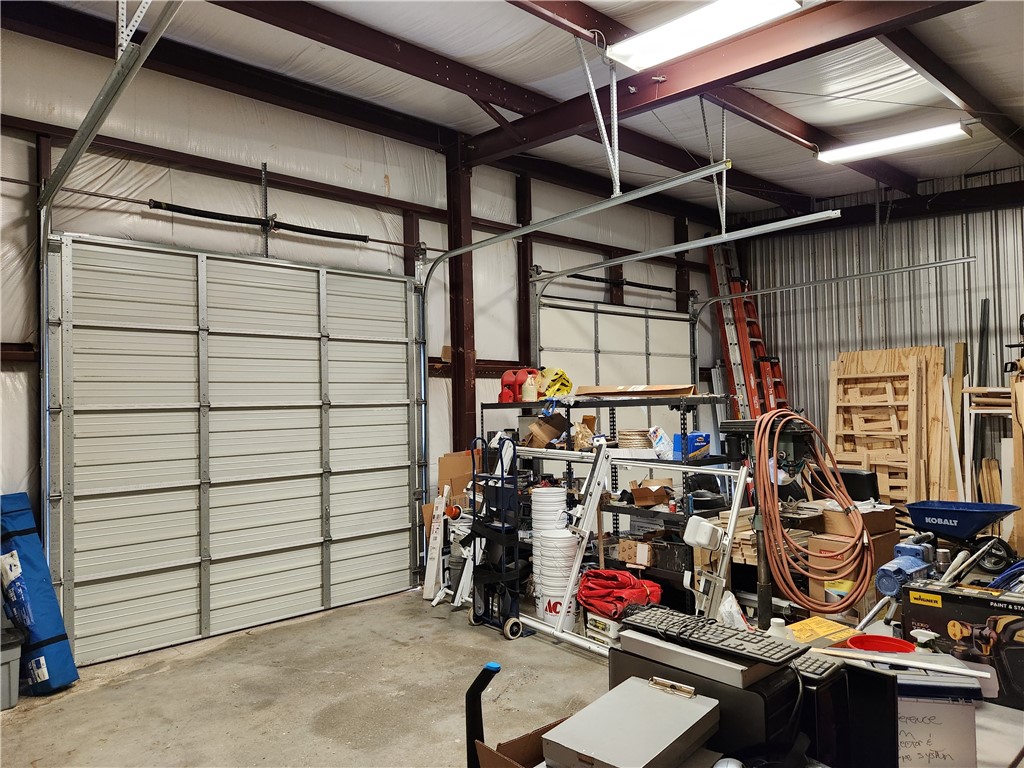 Kc Sub Ph I - Commercial Lease
