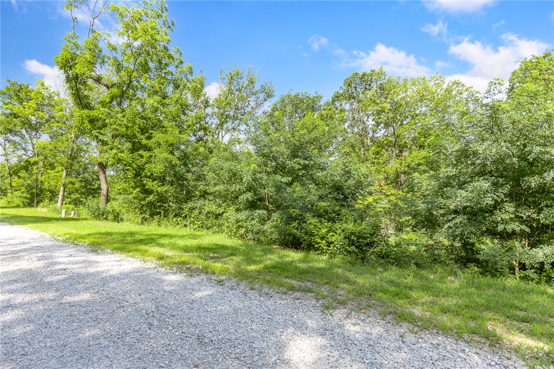 Round Mountain Estates - Land
