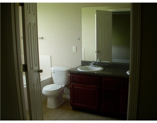 Standing Oaks - Residential Lease