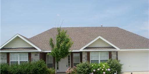 Standing Oaks - Residential Lease