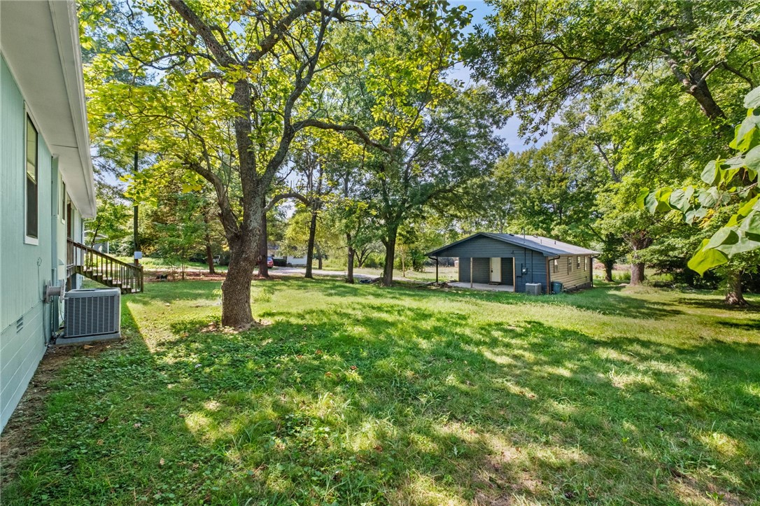 33-16-30 Fayetteville Outlots - Residential