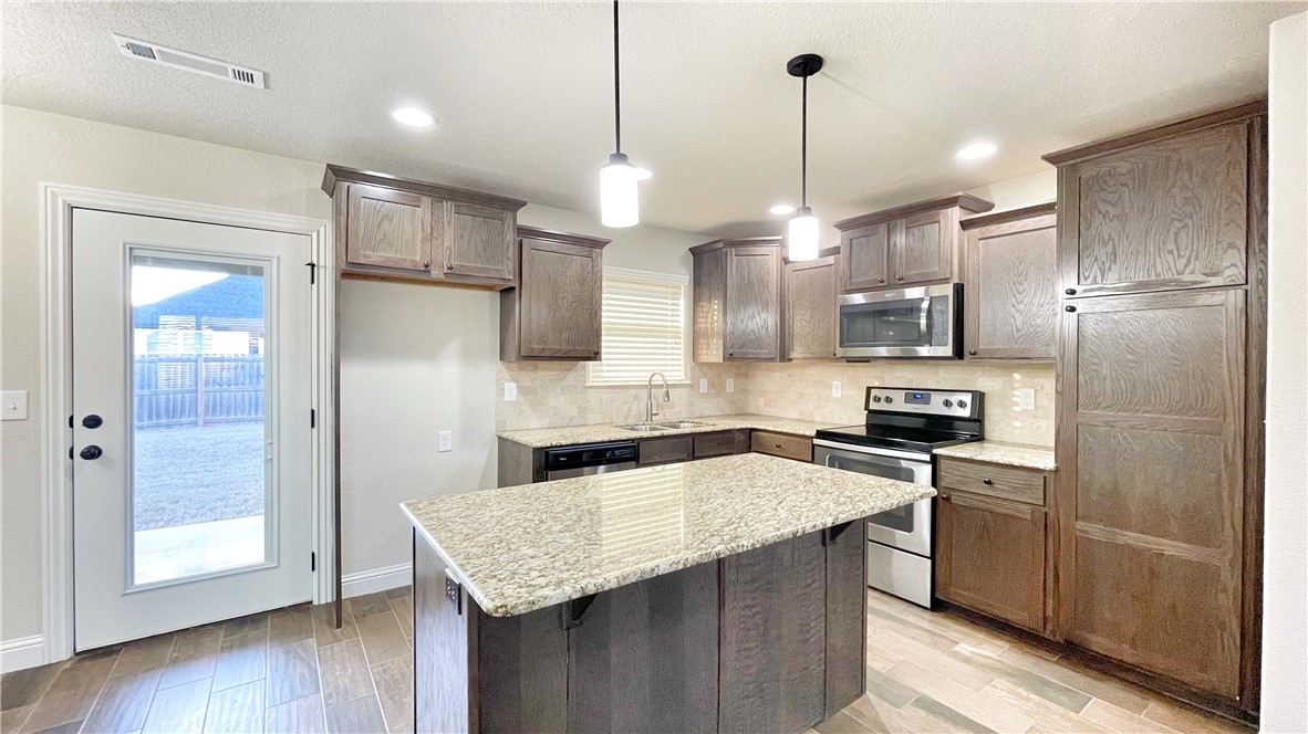 Sundowner Sub Ph 3 - Residential Lease