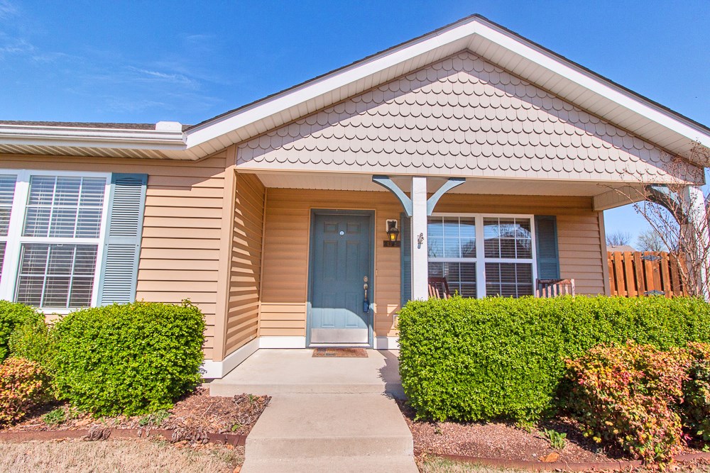 Walnut Crossing - Residential