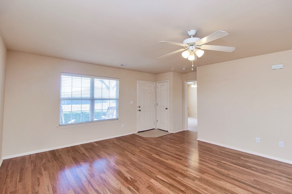 Walnut Crossing - Residential