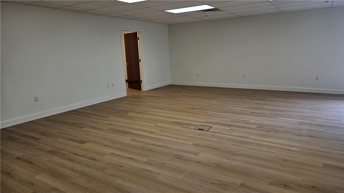 Executive Center Place Bentonville - Commercial Lease