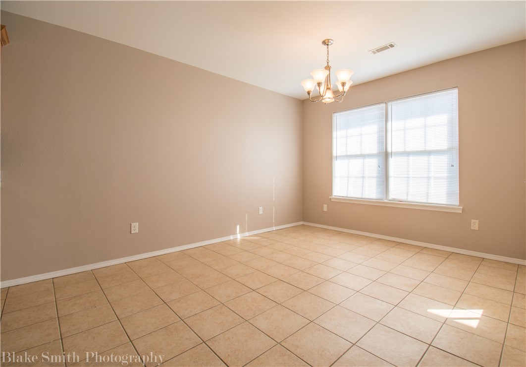 EAGLE CREST ESTATES-BENTONVILLE - Residential Lease