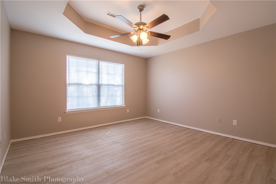 EAGLE CREST ESTATES-BENTONVILLE - Residential Lease