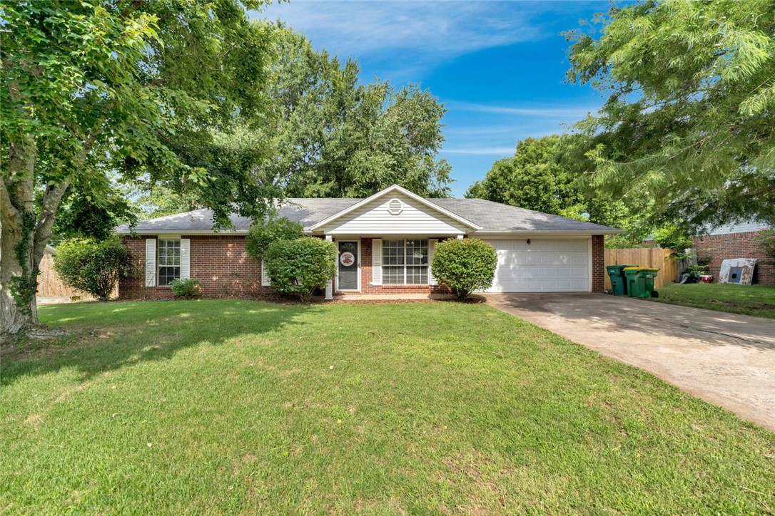 Opportunities like this don't come around often! Whether you're a first-time homebuyer looking to put down roots or an investor searching for a proven rental, this charming 3-bedroom home is one you won't want to miss. Located in the heart of Farmington, this property has been a successful rental for several years and has been exceptionally well maintained.
Enjoy a spacious backyard shaded by mature trees, perfect for relaxing, entertaining, or letting kids and pets play. Conveniently located within walking distance to Jerry "Pop" Williams Elementary and just minutes from Farmington's local restaurants, parks, shopping, and all the conveniences of downtown Fayetteville.
Recent updates include a new roof (2017) and newer carpet in the bedrooms, making this home move-in or rent-ready. Whether you're looking to build equity, expand your investment portfolio, or find an affordable place to call home, this is a great opportunity in an unbeatable location!