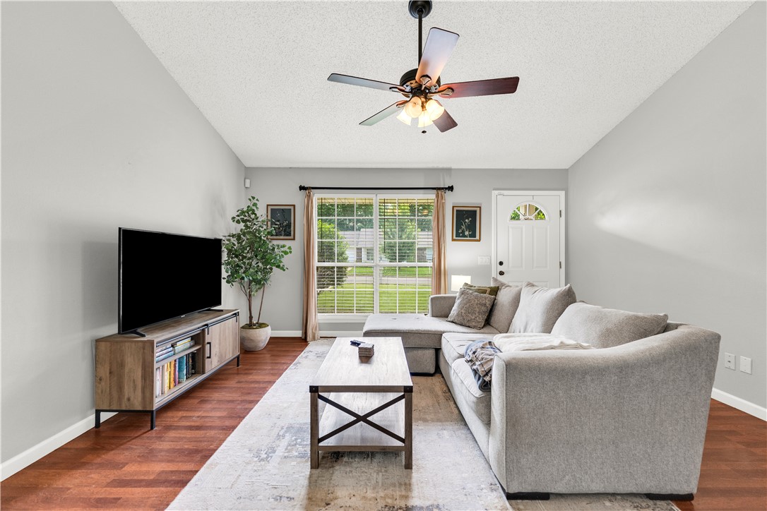 Meadowlark Ph 03 - Residential