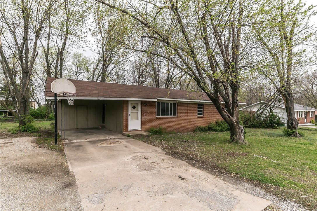 Spacious 3 bedroom 1 bath house located just off of MLK. New flooring, new paint, 1 car carport, w/d hookup, fenced in backyard. No pets. Available immediately. Taking applications now.