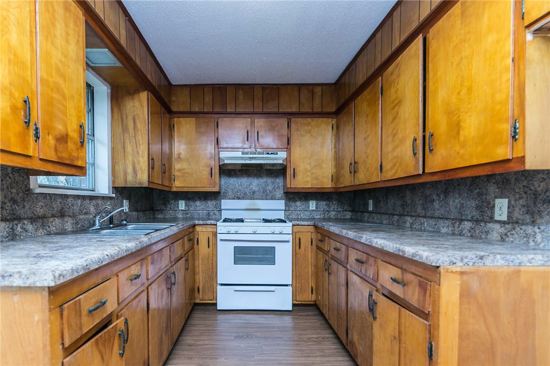 Stapletons Sub - Residential Lease