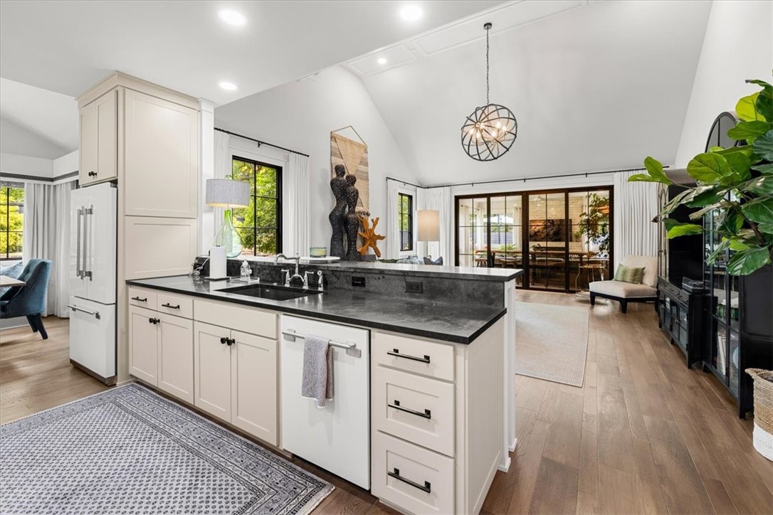 Forest Hills Estates - Residential