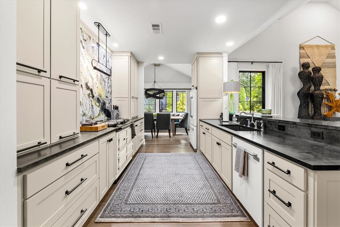 Forest Hills Estates - Residential