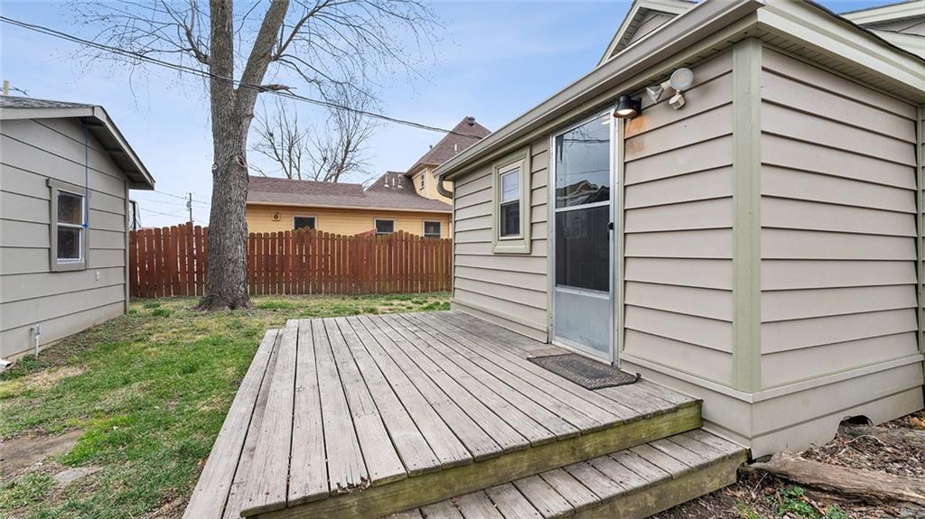 B F Sikes Add Rogers - Residential Lease