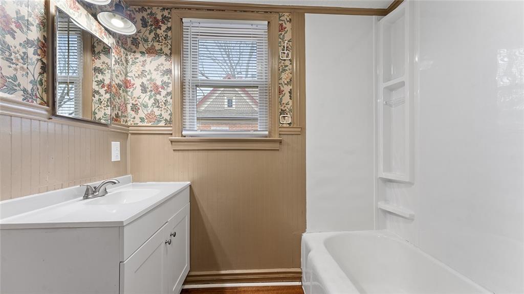 B F Sikes Add Rogers - Residential Lease