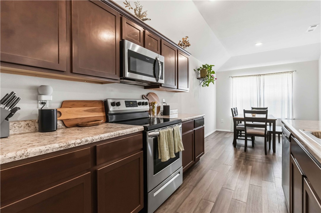 Willow Creek Ph 1 Rogers - Residential
