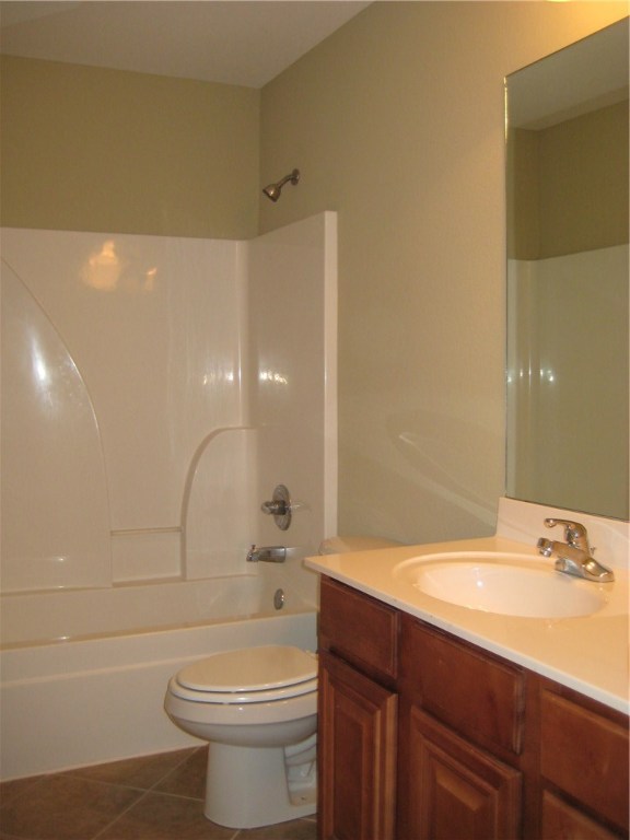 Charlou Estates - Residential Lease
