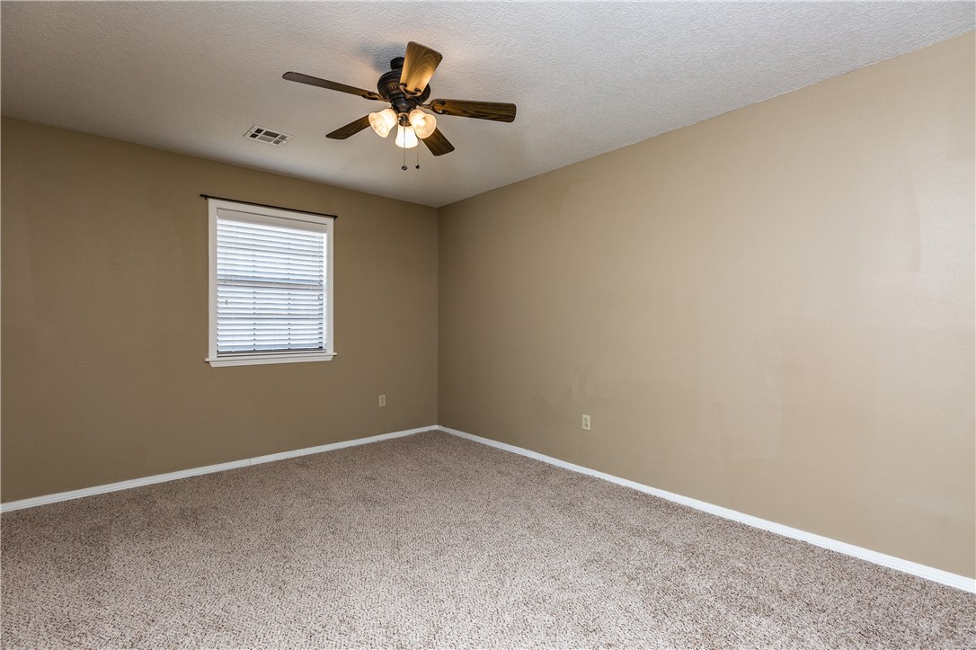 Pine Meadow Add Rogers - Residential