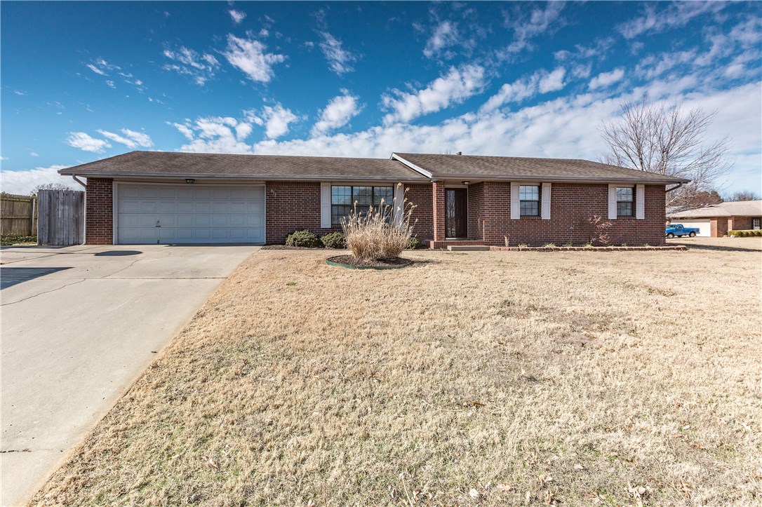 Pine Meadow Add Rogers - Residential