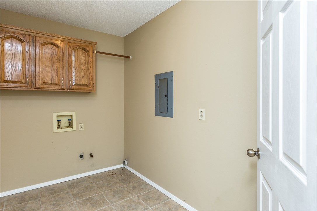 Pine Meadow Add Rogers - Residential