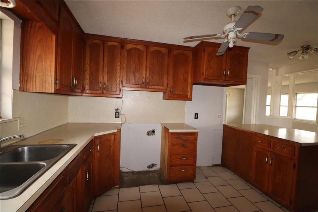 14-18-31-Springdale - Residential
