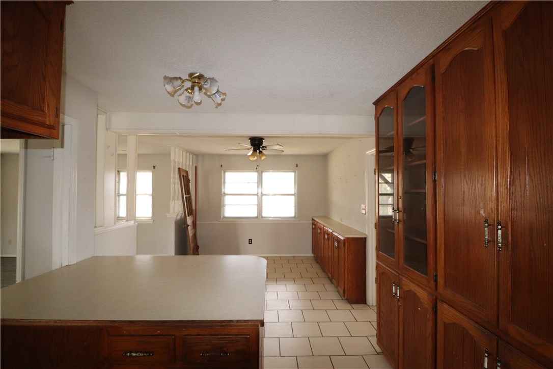 14-18-31-Springdale - Residential