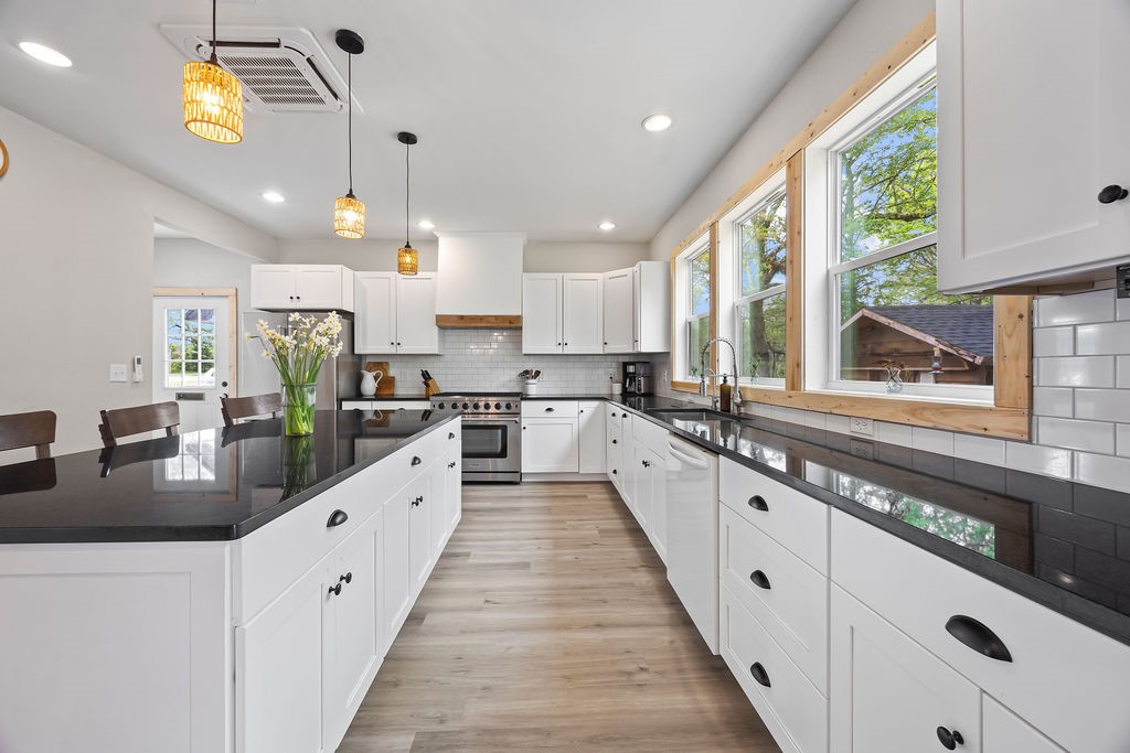 n / a - Residential
