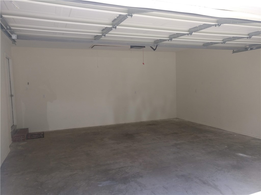 Fayetteville Outlots - Residential Lease