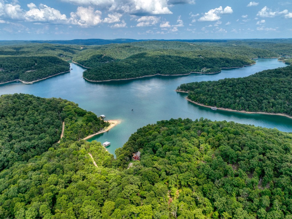 Big Clifty Shores Unit ` - Residential