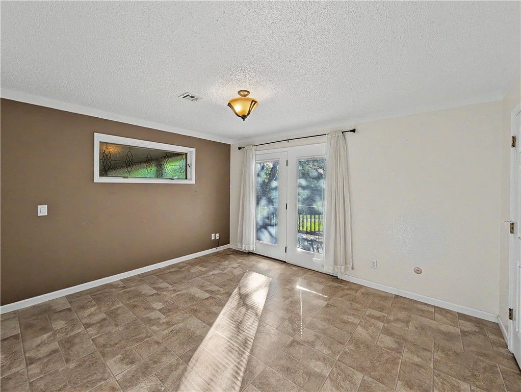 Brittany Courts Bvv - Residential