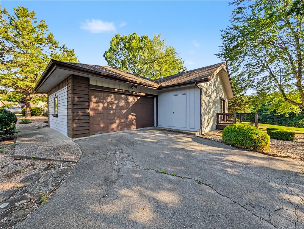 Brittany Courts Bvv - Residential