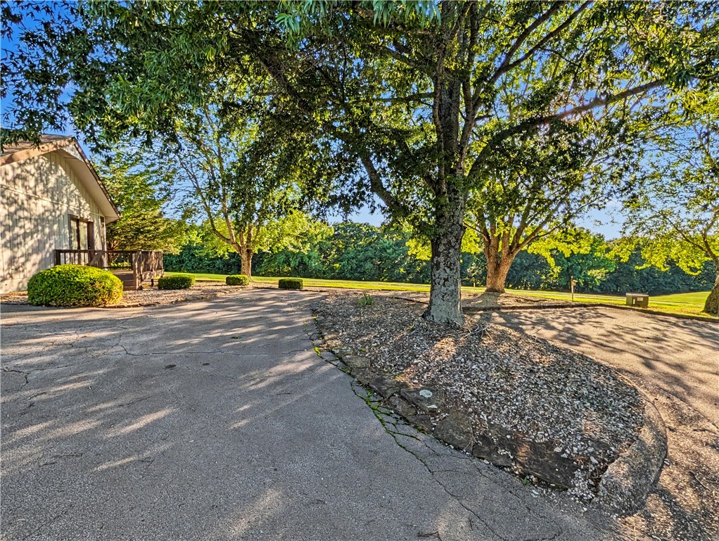 Brittany Courts Bvv - Residential
