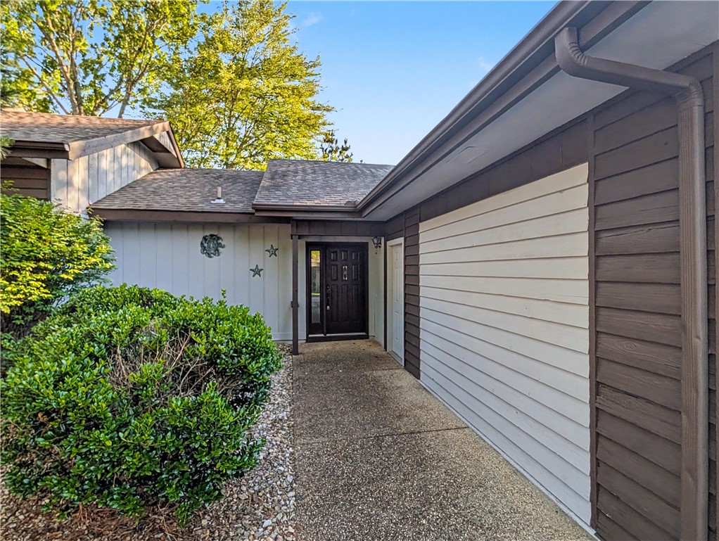 Brittany Courts Bvv - Residential