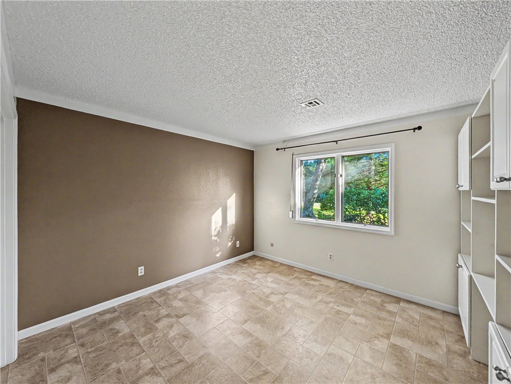 Brittany Courts Bvv - Residential