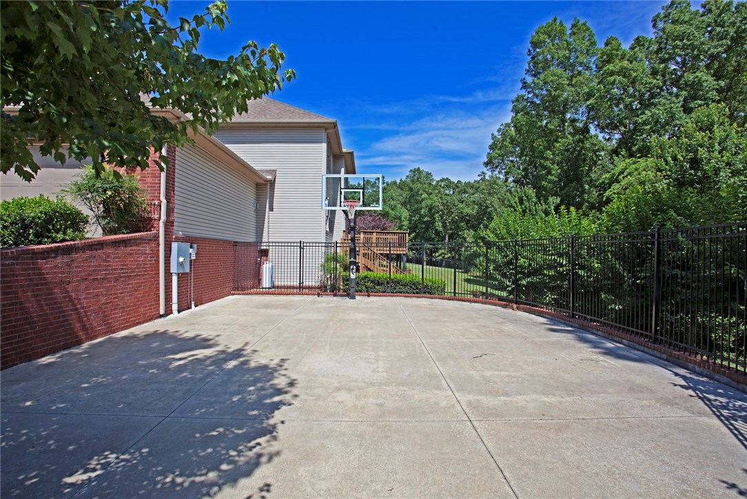 Stone Ridge Estates - Residential