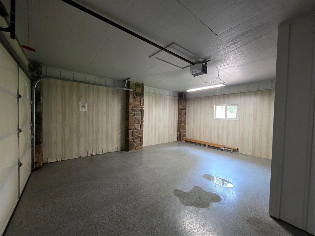 Brittany Courts Bvv - Residential Lease