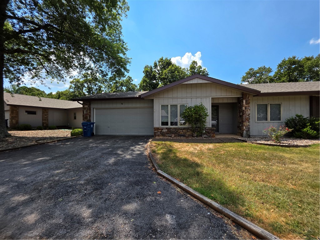 Brittany Courts Bvv - Residential Lease