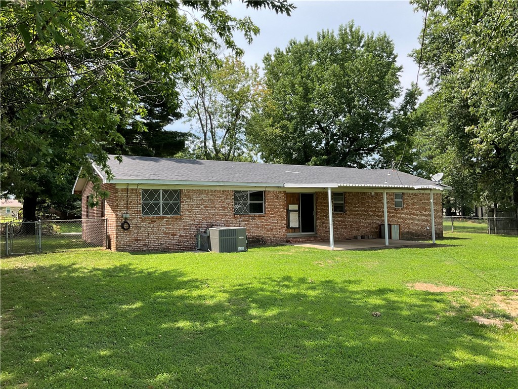 Pettys 3rd Sub Siloam Spgs - Residential