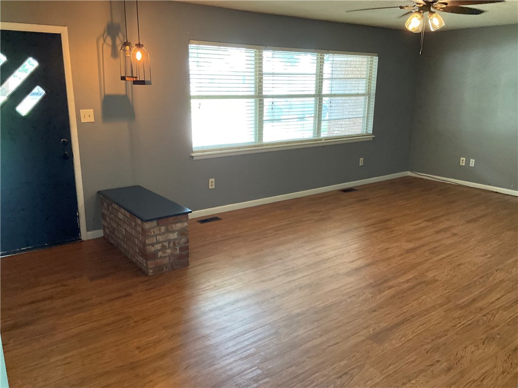 Pettys 3rd Sub Siloam Spgs - Residential