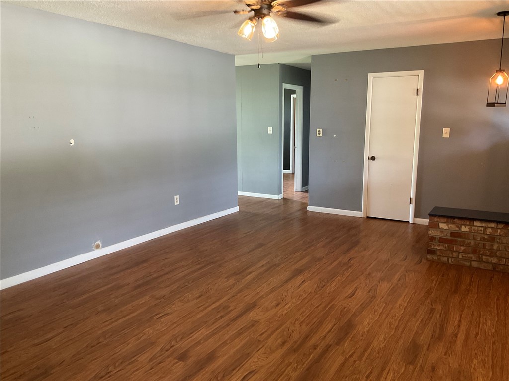 Pettys 3rd Sub Siloam Spgs - Residential