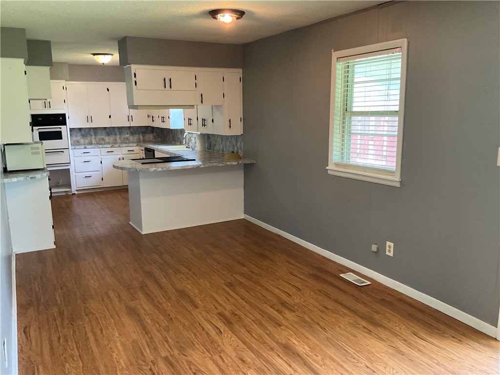 Pettys 3rd Sub Siloam Spgs - Residential