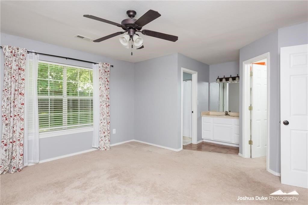 Walnut Park Add Ph III - Residential Lease