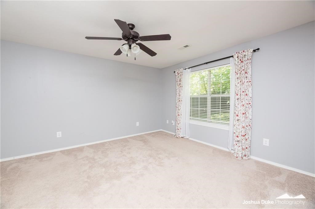 Walnut Park Add Ph III - Residential Lease