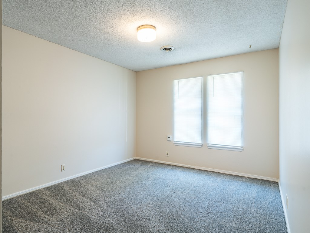 Southern Hills Rogers - Residential Lease