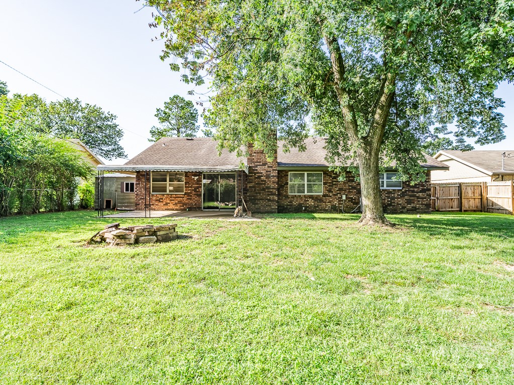 Southern Hills Rogers - Residential Lease