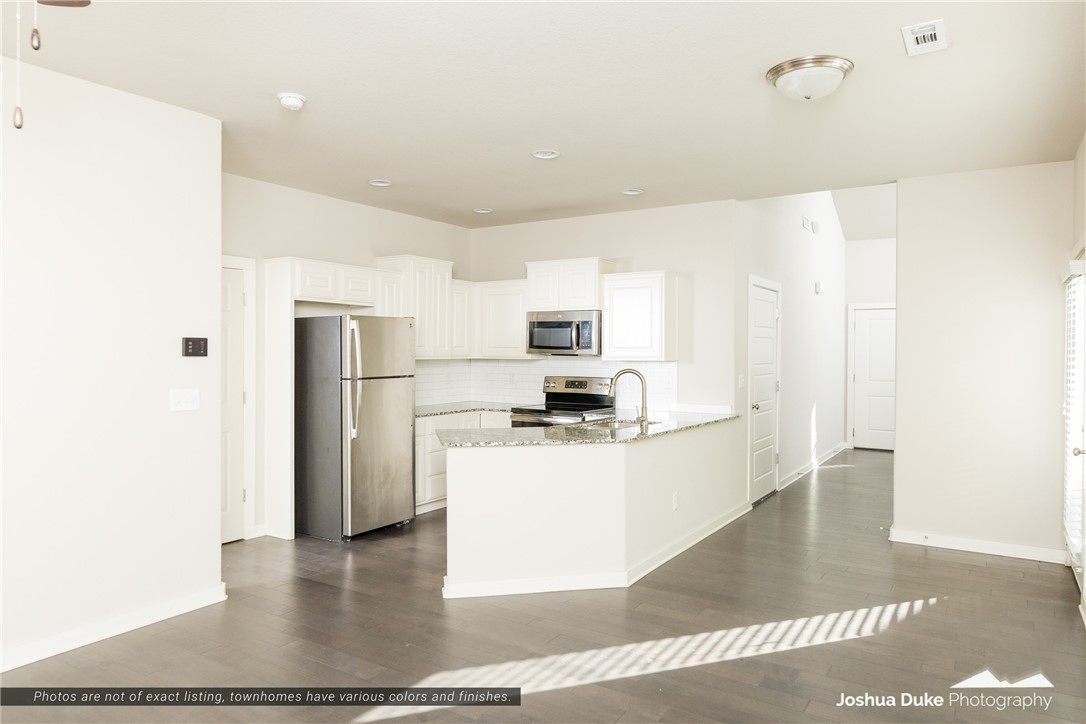 Links at Fayetteville Row - Residential Lease