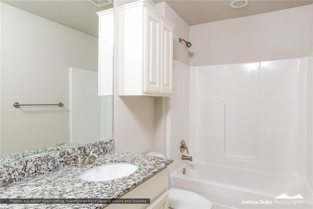 Links at Fayetteville Row - Residential Lease